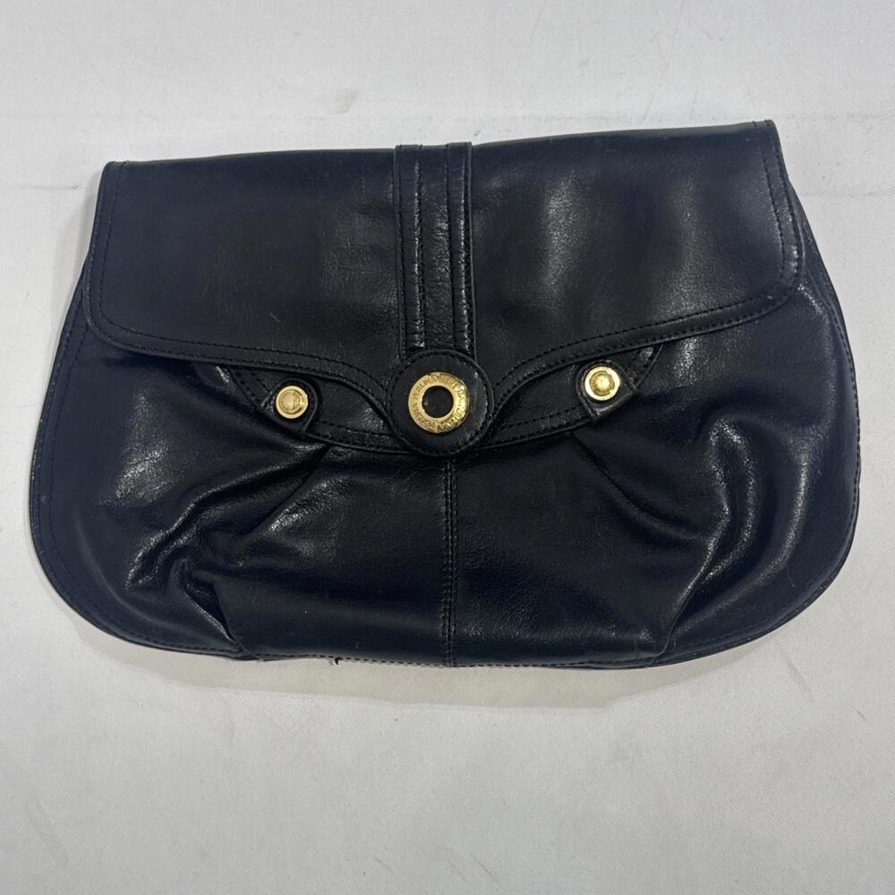 Perlina Black Patent Leather Black Kiss-lock Wallet Coin Purse Clutch EUC